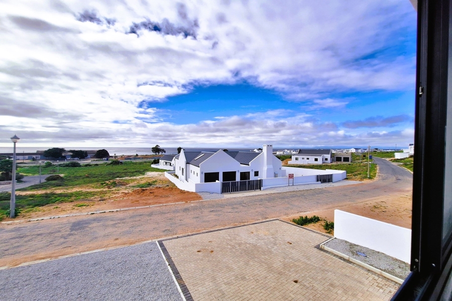 4 Bedroom Property for Sale in Da Gama Bay Western Cape